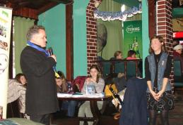 Lansare de carte pe gustul tinerilor, de 1 Decembrie - FOTO