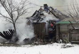 Femeie decedată într-un incendiu produs din neglijență