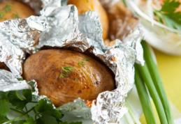 Folosești folie de aluminiu la gătit? Iată ce trebuie să știi neapărat