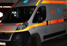 Accident în miez de noapte! Un șofer băut a intrat cu mașina pe care o conducea într-o Ambulanță!
