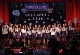 Acorduri muzicale de sărbătoare, teatru și pași de dans la partea modernă a „Carnavalului Zăpezii” 2016 - FOTO