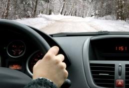 Cinci obiecte pe care trebuie obligatoriu să le ai în mașină iarna