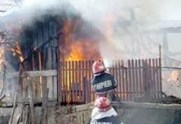 Tragedie în această dimineaţă. Femeie decedată într-un incendiu!