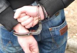 Tânăr din Pomîrla reţinut pentru lovire sau alte violenţe
