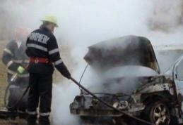 Autoturism distrus de un scurtcircuit electric