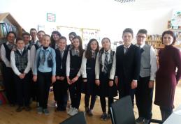 Metamorfozele ființei eminesciene transfigurate prin ochii copiilor de la Școala Cornerstone Dorohoi - FOTO