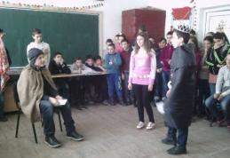 „Gând în gând cu Eminescu” la Şcoala Gimnazială „Ioan Murariu” Cristineşti – FOTO
