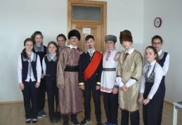 „Hai să dăm mȃna cu mȃnă!”... la Şcoala Cornerstone Dorohoi - FOTO