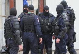 Percheziții DIICOT în Botoșani, într-un dosar de trafic de migranţi. Gruparea, finanţată în Turcia!