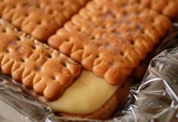 Tort de biscuiți simplu