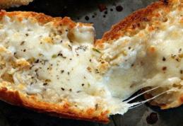 Pâine cu usturoi și cașcaval