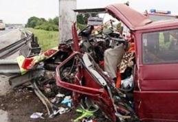 Trei români morţi şi cinci grav răniţi, după un accident violent în Austria - VIDEO