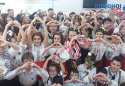 Dragobetele vs. Saint Valentine’s Day la Școala Gimnazială „Mihail Kogălniceanu” Dorohoi - FOTO