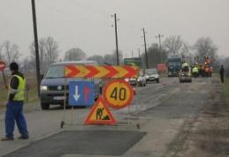 Primarii chemaţi la dezbatere pentru împărţirea banilor destinaţi drumurilor din judeţul Botoșani. Vezi sumele alocate!