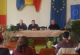 Directorii de școli sprijiniți de inspectorii de prevenire să obțină autorizația de securitate la incendiu