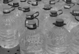 Botoşăneancă depistată în timp ce transporta peste 500 litri alcool fără acte de provenienţă 