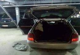 Șofer urmărit pe străzile din Dorohoi după ce nu a oprit la semnalele polițiștilor. Vezi ce ascundea în mașină - FOTO