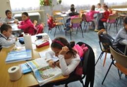 Decizie fără precedent a Curții Supreme. Părinții nu-și pot duce copiii în vacanță în timpul școlii