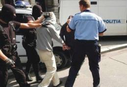 Cinci tineri cercetați pentru furt calificat. Prejudiciul a fost recuperat în totalitate!