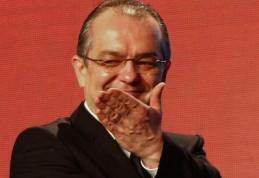  Emil Boc i-a făcut un cadou gigantului Yahoo. - Aşa ceva nu s-a întâmplat niciodată niciunde în lume