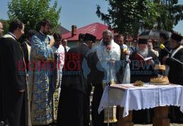 Sfințire Troiță | Mitropolitul Moldovei  şi Bucovinei: „Solidaritatea românească a fost exemplară!” - FOTO