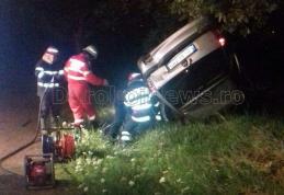 Accident rutier mortal! Un tânăr a murit după ce s-a înfipt cu mașina într-un copac - FOTO