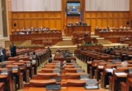 Membrii de partid pot fi manageri de spitale. Comisiile din Camera Deputaţiilor răstoarnă decizia Senatului