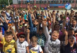 Flashmob „kendama” organizat în săptămâna altfel la Gimnaziul „Mihail Kogălniceanu” Dorohoi - FOTO