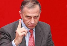Geoană îi cere lui Boc să informeze Parlamentul în legătură cu destinaţia fondurilor din privatizări