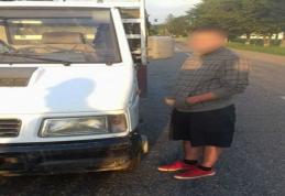 Doi cetăţeni care conduceau autoturisme cu acte false depistați de Polițiștii de frontieră din Dorohoi