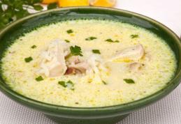Ciorbă de pui a la grec