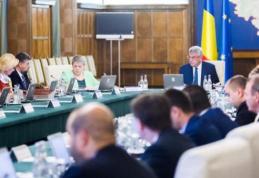 Până la finele anului, nu se mai fac angajări în instituțiile publice. Cu câteva excepții!