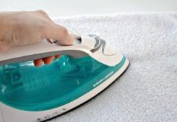 Cum cureţi rapid fierul de călcat. Ai nevoie doar de două ingrediente din bucătărie