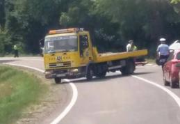 Accident pe drumul Dorohoi – Botoșani. O femeie a ajuns la spital în urma unei depășiri imprudente!
