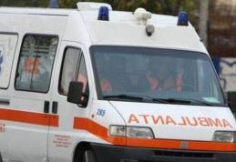 Aproape de tragedie! Un copil de cinci ani a căzut de la etajul 1 al unui bloc din Dorohoi! E în stare gravă la spital