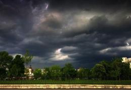 Vremea schimbă foaia. COD galben de ploi torenţiale începând de duminică seară