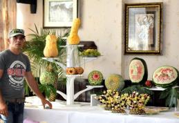 Un dorohoian a devenit mai cunoscut în Franţa decât în România, transformă fructele şi legumele în operă de artă - FOTO