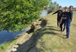 Trei minori din R. Moldova au încercat să intre ilegal în Romania, trecând Prutul înot