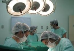 Un bărbat din Botoşani a stat două luni cu un ciob de sticlă de 6 cm în zona inimii