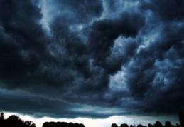 METEO ALERT!  Cod PORTOCALIU de furtună în mai multe județe, ACUM