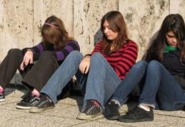 Descoperire şocantă despre copiii născuţi între 1995 şi 2012. Ce le lipseşte