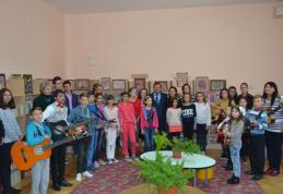 Floare de Colţ şi Doro Folk la ceas de sărbătoare - Dorohoi 610