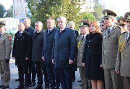 Ziua Armatei Române sărbătorită de militarii botoşăneni împreună cu oficialităţile județului - FOTO