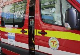 Doi tineri răniți în urma unui accident de circulaţie produs pe fondul neacordării de prioritate