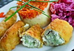 Piept de pui umplut cu cremă de brânză