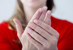 Îți amorțesc mâinile? Iată AFECȚIUNILE de care poți suferi