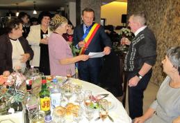 Primăria Dorohoi a sărbătorit 83 de cupluri din Dorohoi într-un cadru festiv - FOTO