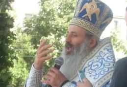 ÎPS Teofan a sfinţit Biserica „Ziua Crucii” din Botoşani 