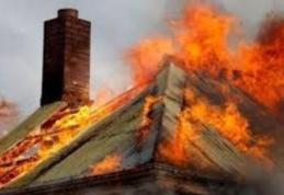 Două familii au fost păgubite de foc de aproximativ 4.000 lei