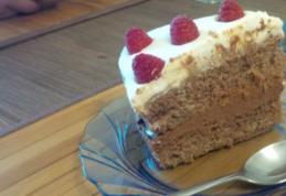 O elevă în clasa a VI-a a încercat să-și otrăvească colegii și părinții, chiar la ziua ei de naștere. Află motivul!